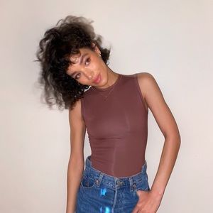 SKIMS BODY BASICS CREW NECK BODYSUIT | GARNET